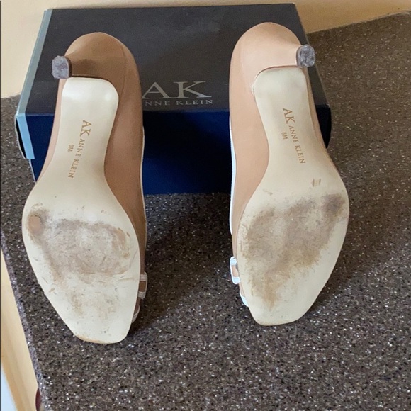 Anne Klein heels - Picture 7 of 10